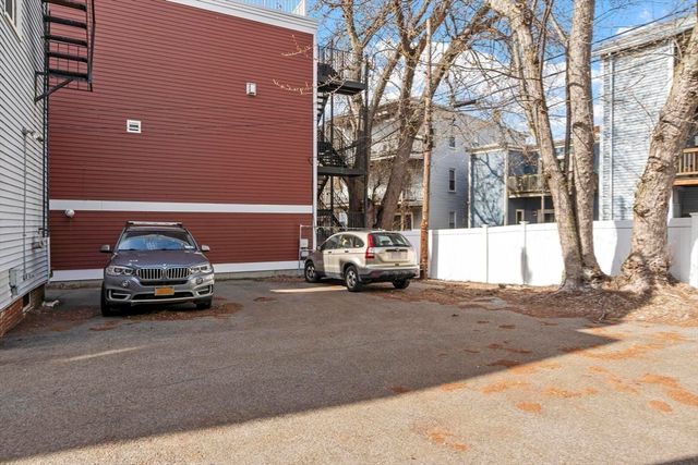 30 Woodward St 3, Boston, MA 02127