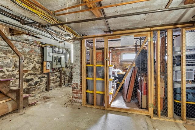 30 Woodward St 3, Boston, MA 02127