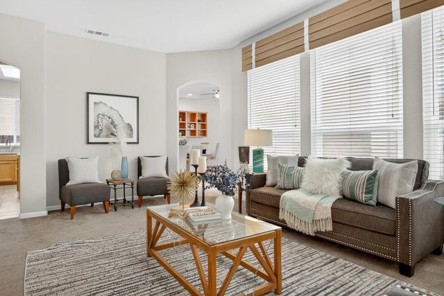 1932 Hilmerton Cir, Roseville, CA 95747