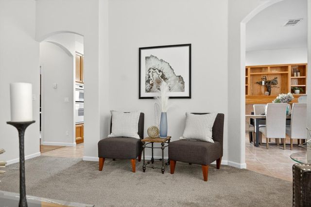 1932 Hilmerton Cir, Roseville, CA 95747