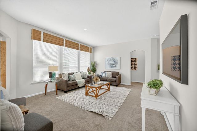 1932 Hilmerton Cir, Roseville, CA 95747