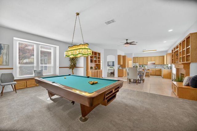 1932 Hilmerton Cir, Roseville, CA 95747