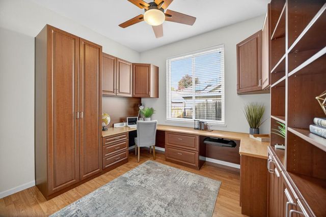 1932 Hilmerton Cir, Roseville, CA 95747