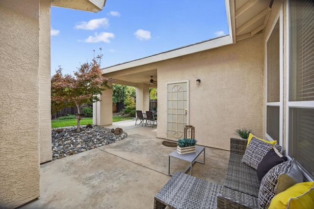 1932 Hilmerton Cir, Roseville, CA 95747