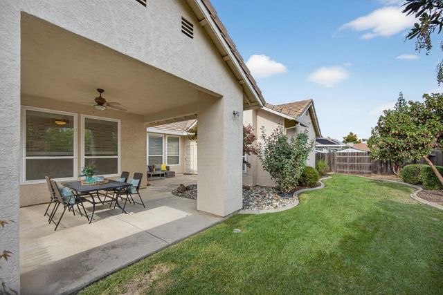 1932 Hilmerton Cir, Roseville, CA 95747