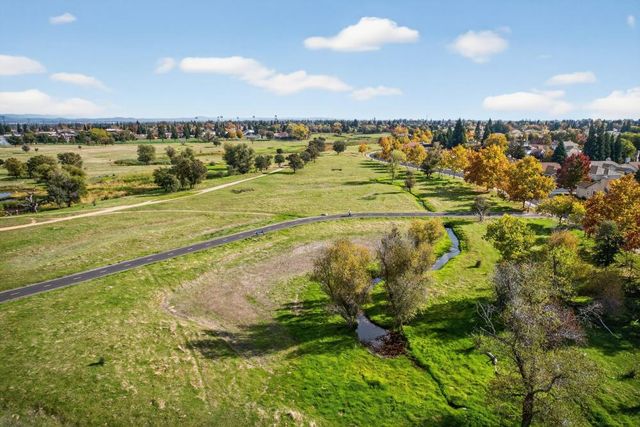 1932 Hilmerton Cir, Roseville, CA 95747