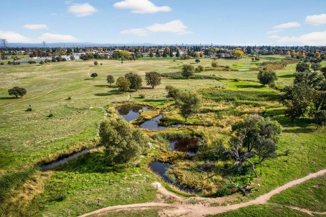 1932 Hilmerton Cir, Roseville, CA 95747