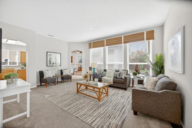 1932 Hilmerton Cir, Roseville, CA 95747