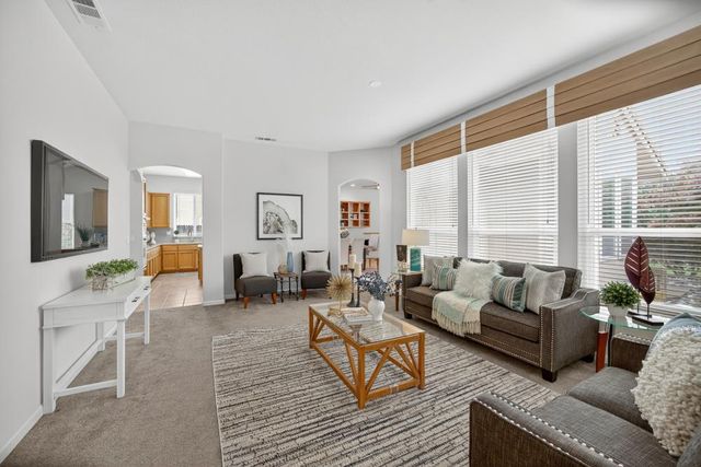 1932 Hilmerton Cir, Roseville, CA 95747