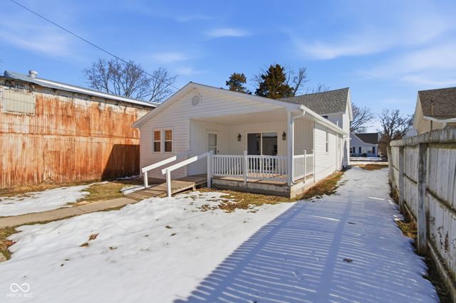 850 N 12th Street, Elwood, IN 46036
