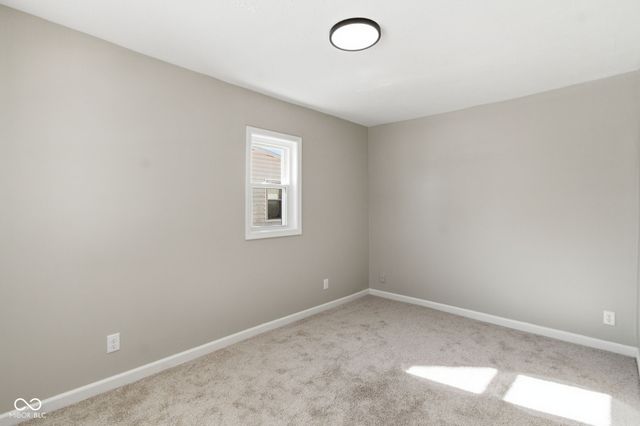 850 N 12th Street, Elwood, IN 46036