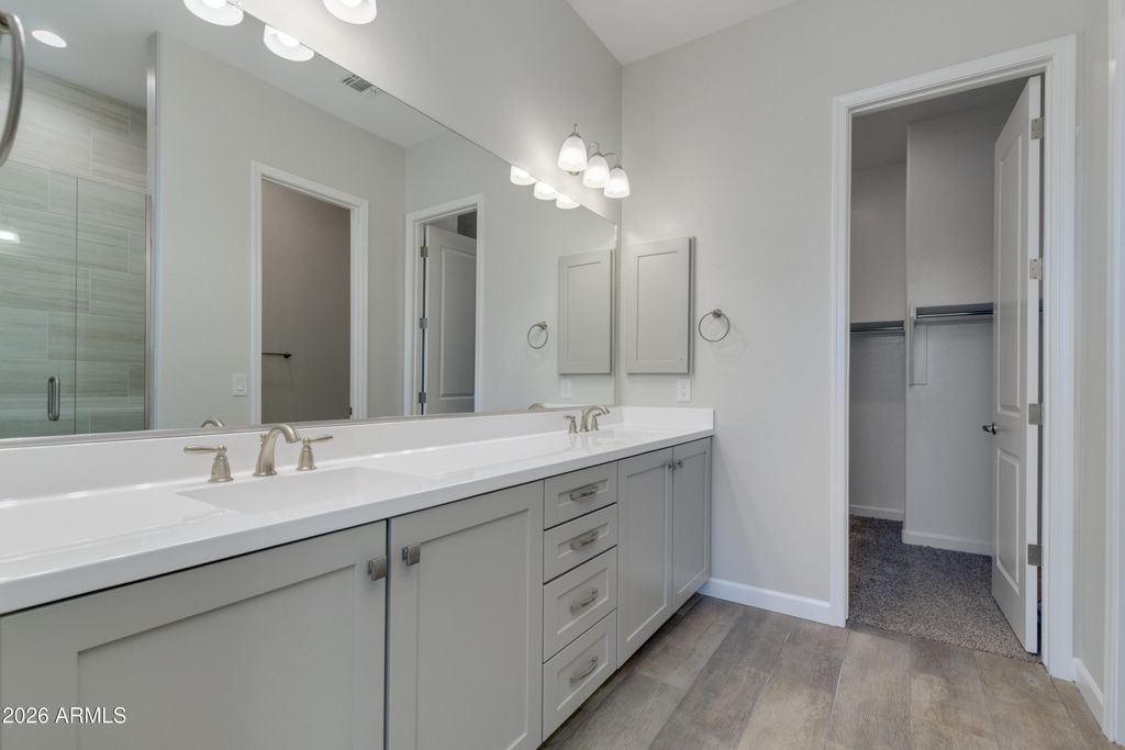 Image 19 of property listing at 24824 N 26TH Way, Phoenix, AZ 85024