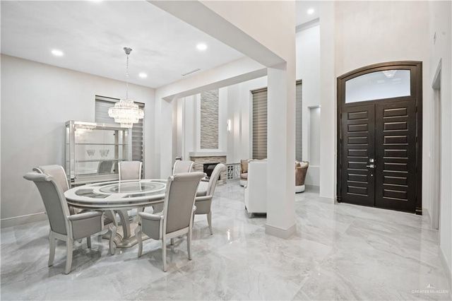 2704 Essex Street, Edinburg, TX 78542