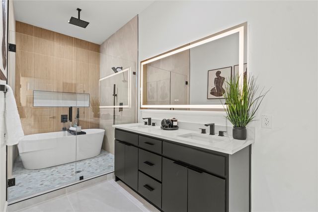 2007 N Montclair Avenue, Dallas, TX 75208