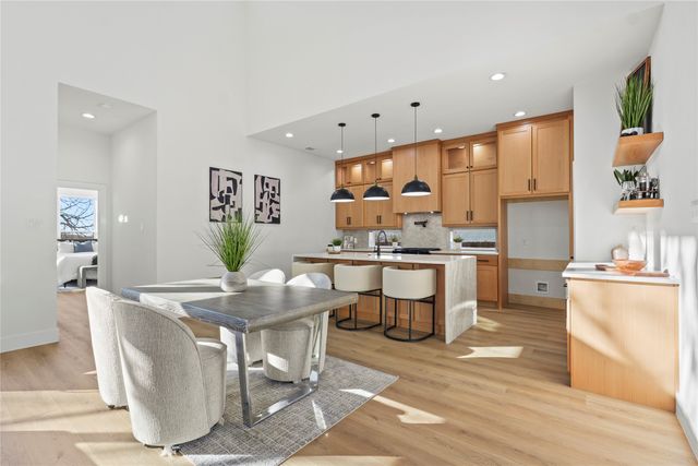 2007 N Montclair Avenue, Dallas, TX 75208