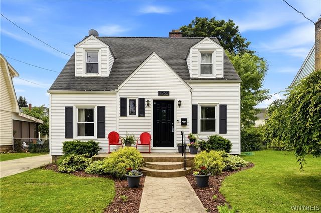 1265 Wyoming Avenue, Niagara Falls, NY 14305