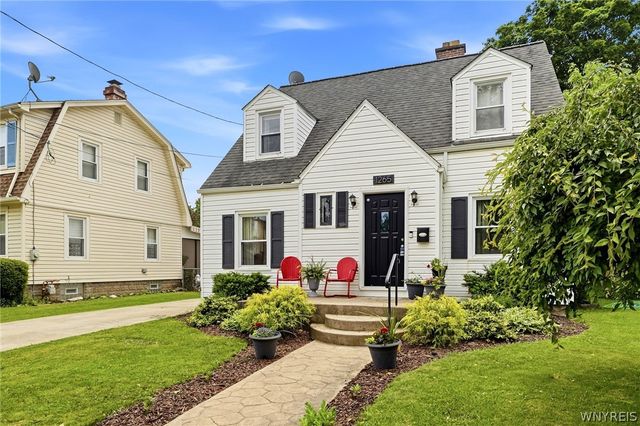 1265 Wyoming Avenue, Niagara Falls, NY 14305