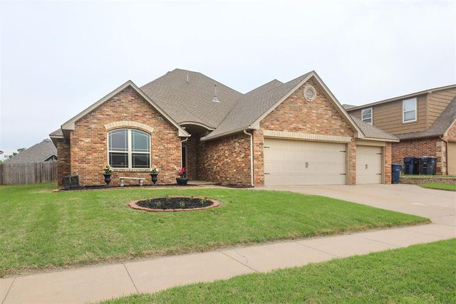 2712 Busheywood Drive, Yukon, OK 73099