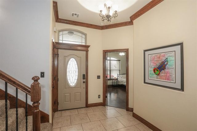 2712 Busheywood Drive, Yukon, OK 73099