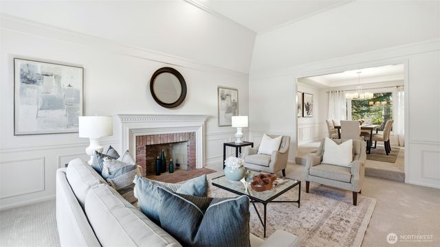 4715 227th Place SE, Sammamish, WA 98075