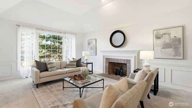 4715 227th Place SE, Sammamish, WA 98075