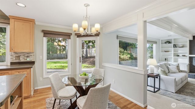 4715 227th Place SE, Sammamish, WA 98075