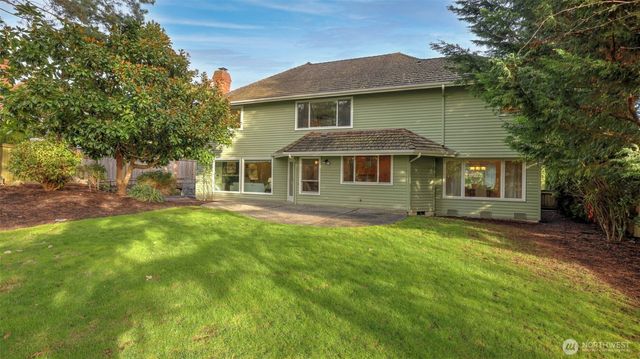 4715 227th Place SE, Sammamish, WA 98075