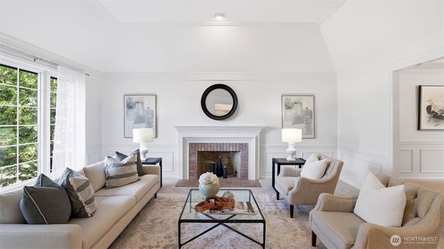 4715 227th Place SE, Sammamish, WA 98075