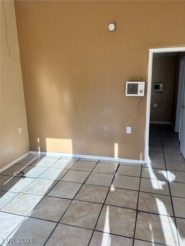1118 Laurel Avenue 1, Las Vegas, NV 89104