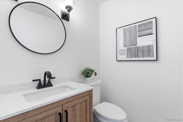 6174 S Lima Way, Englewood, CO 80111