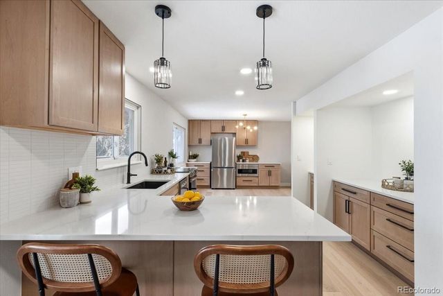 6174 S Lima Way, Englewood, CO 80111