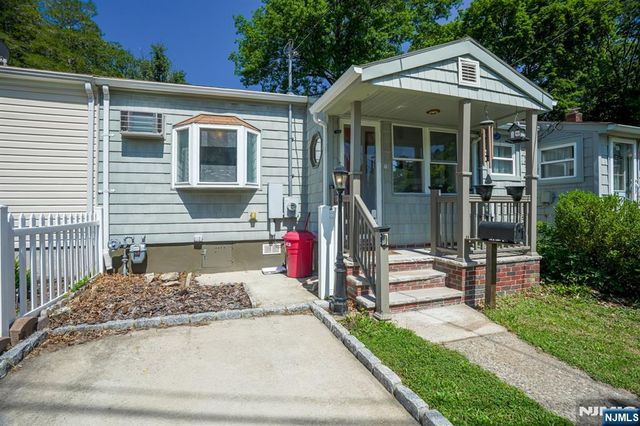 15 Van Wagoner Avenue, Clifton, NJ 07013