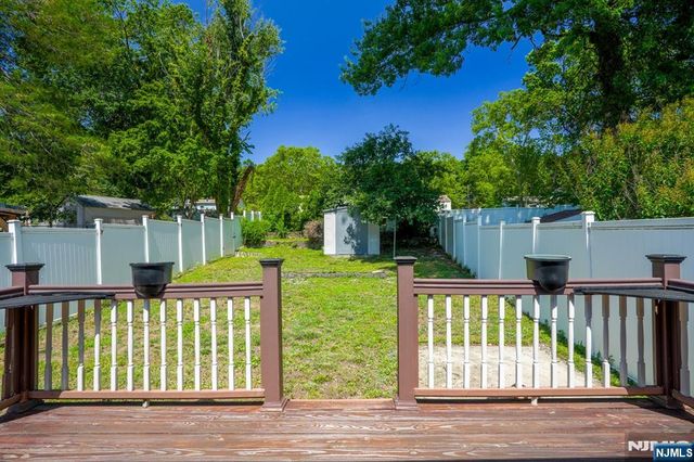 15 Van Wagoner Avenue, Clifton, NJ 07013