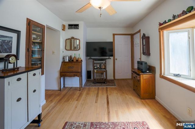 15 Van Wagoner Avenue, Clifton, NJ 07013