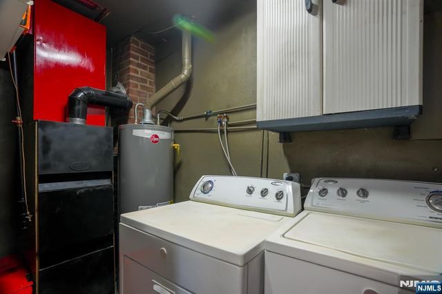 15 Van Wagoner Avenue, Clifton, NJ 07013