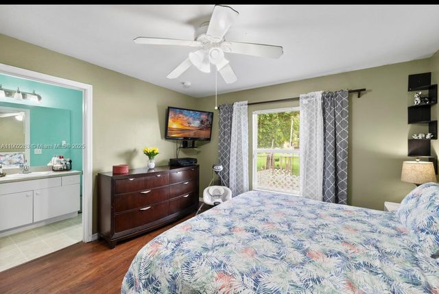 5034 Benton St, Lehigh Acres, FL 33971