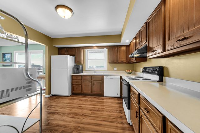 238 W Johnson Road, La Porte, IN 46350