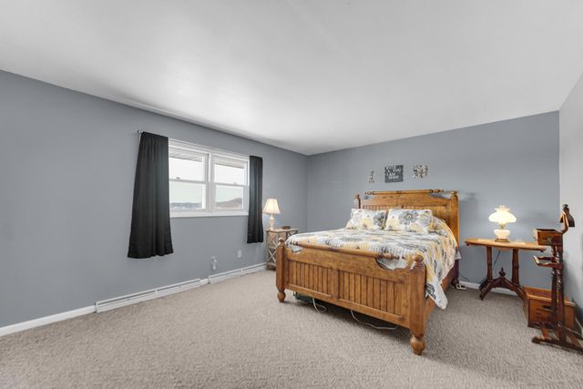 238 W Johnson Road, La Porte, IN 46350