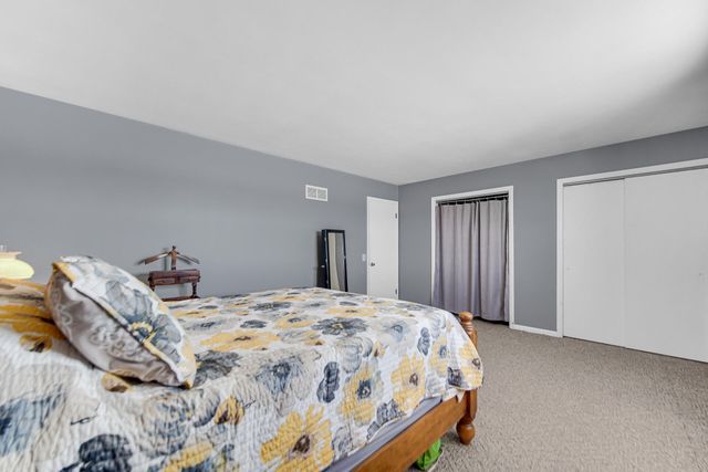 238 W Johnson Road, La Porte, IN 46350