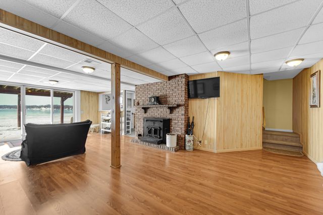 238 W Johnson Road, La Porte, IN 46350