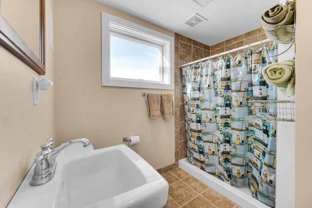 238 W Johnson Road, La Porte, IN 46350