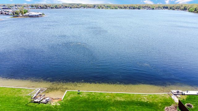 238 W Johnson Road, La Porte, IN 46350