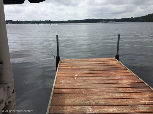 238 W Johnson Road, La Porte, IN 46350