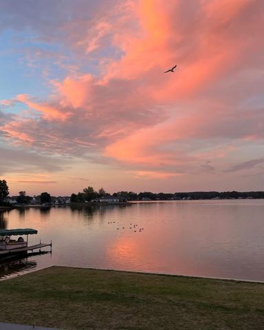 238 W Johnson Road, La Porte, IN 46350