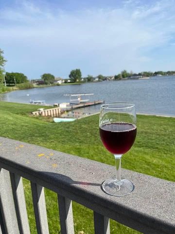 238 W Johnson Road, La Porte, IN 46350