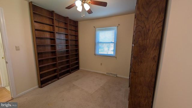 308 SPOHN RD, Reading, PA 19608