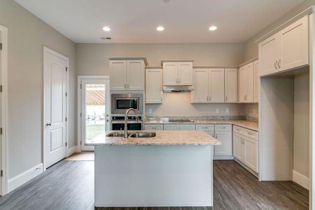 143 Blackberry Lane, Georgetown, KY 40324