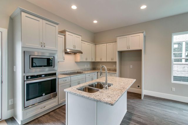 143 Blackberry Lane, Georgetown, KY 40324