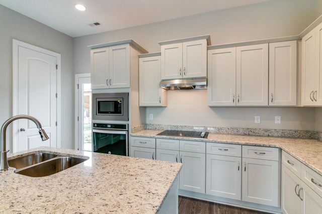 143 Blackberry Lane, Georgetown, KY 40324