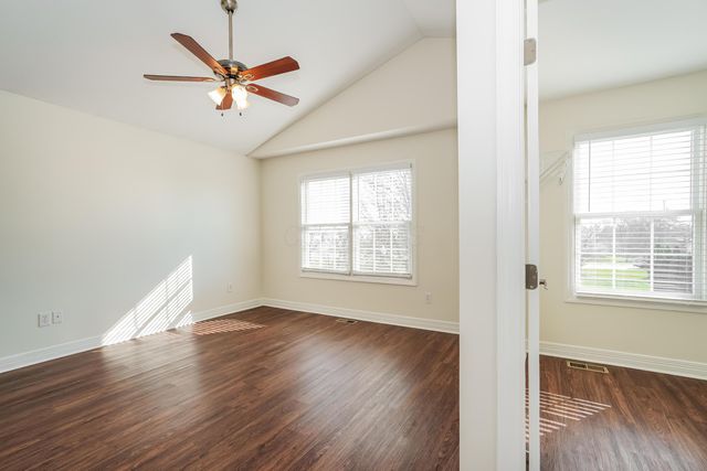 302 Triple Crown Way, Marysville, OH 43040